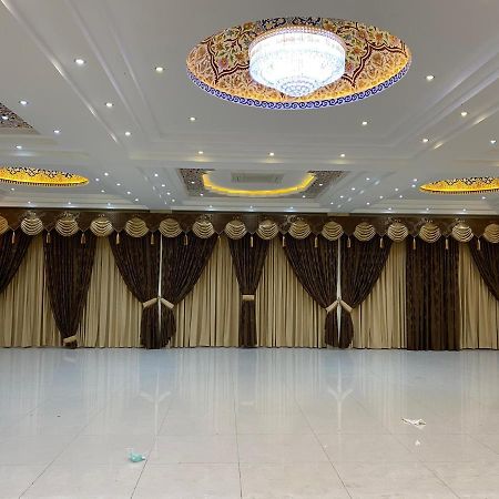 Shahi Palace Hotel Chichawatni Eksteriør billede